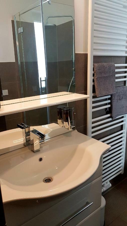 Zwei Schicke Apartments Mit Parkplatz Κολωνία Εξωτερικό φωτογραφία