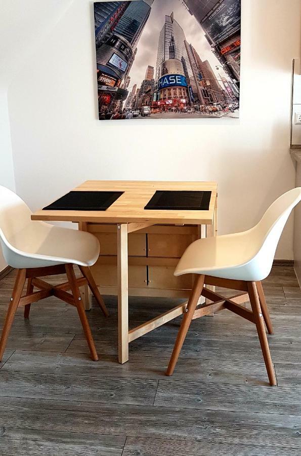 Zwei Schicke Apartments Mit Parkplatz Κολωνία Εξωτερικό φωτογραφία