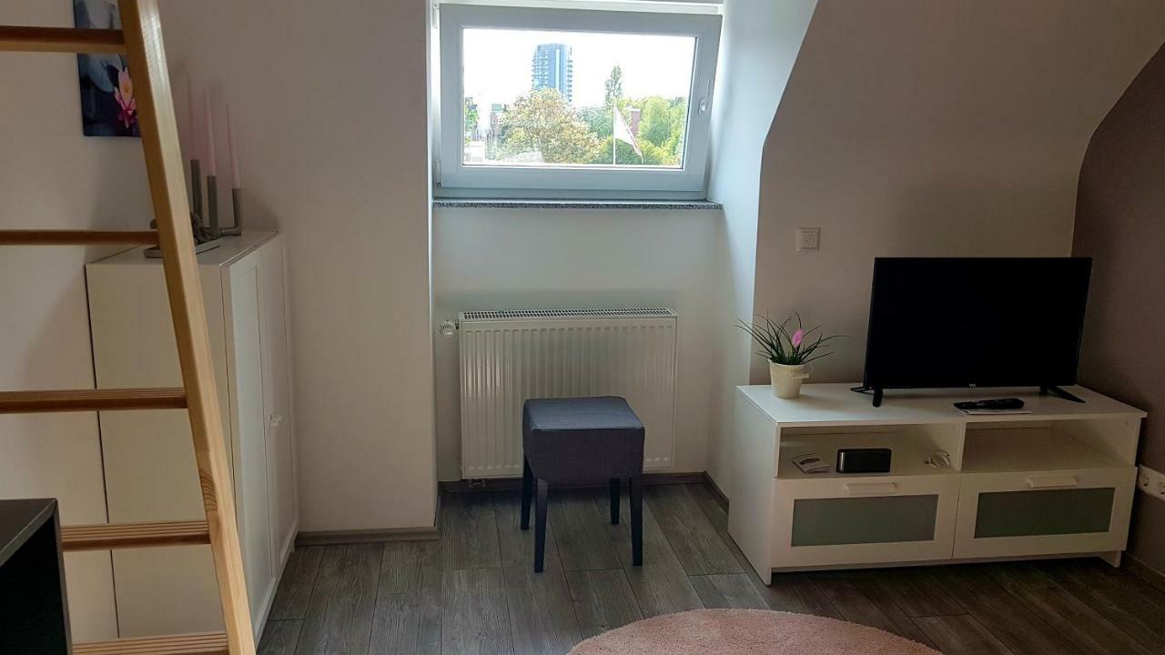 Zwei Schicke Apartments Mit Parkplatz Κολωνία Εξωτερικό φωτογραφία