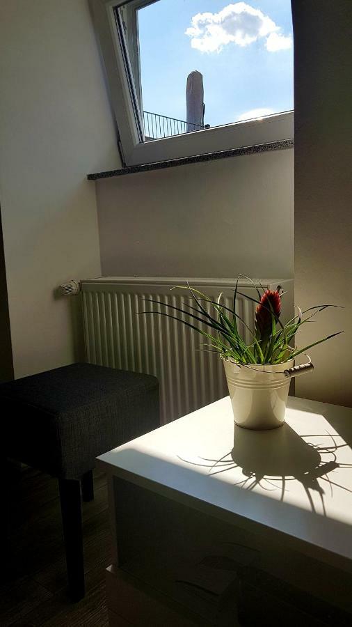 Zwei Schicke Apartments Mit Parkplatz Κολωνία Εξωτερικό φωτογραφία